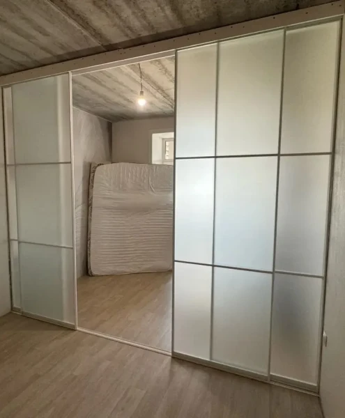 Фото для Межкомнатные двери-купе из стекла. Изготовление на заказ