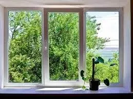 Трехстворчатое окно ПВХ 1350*2000, 5к- профиль 70 мм