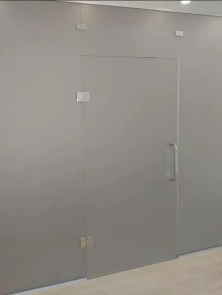 Офисные перегородки на заказ. Стеклянные двери