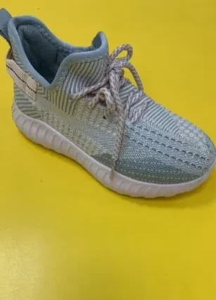 Фото для Кроссовки "YEEZY" для девочки
