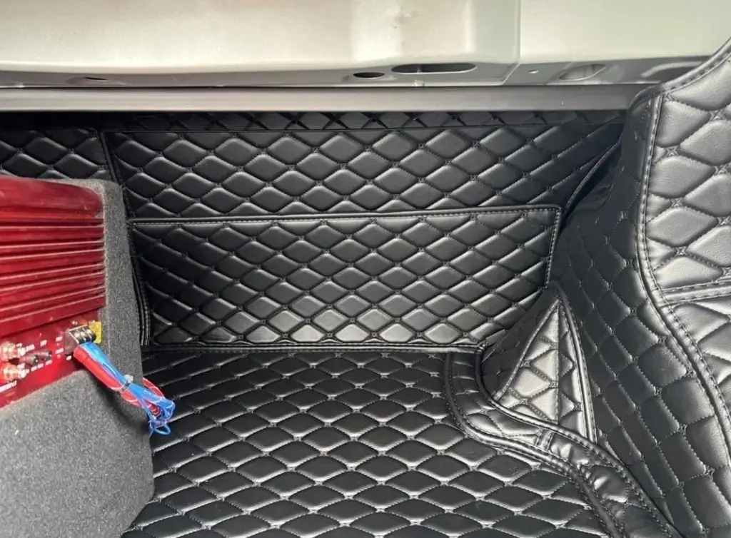 3D коврик в багажник для Toyota Premio 260