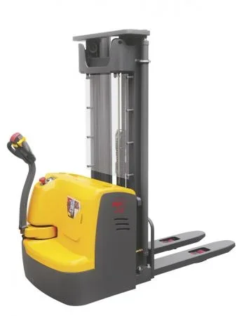 Фото для Штабелер электрический самоходный XILIN 1.5т 5.6м CDDR15-II