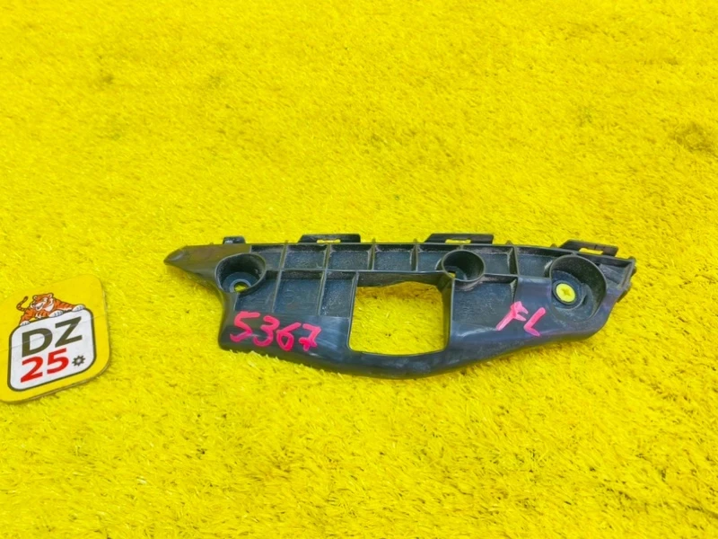 Фото для Крепление бампера TOYOTA WISH ZGE20W 2ZRFAE 2012/Цвет 202 перед. лев. (б/у)