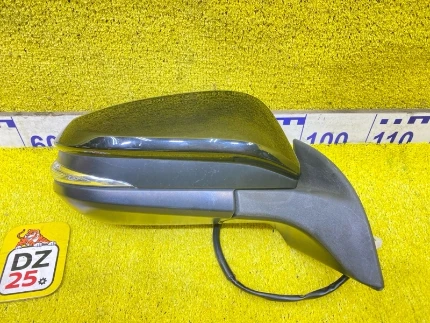 Фото для Уши TOYOTA NOAH/VOXY/ESQUIRE ZRR80G/ZRR80W/ZRR80/ZRR85G/ZRR85W/ZRR85/ZWR80/ZWR80G/ZWR80W 3ZRFAE 2015/Цвет 202 перед. прав. (б/у)