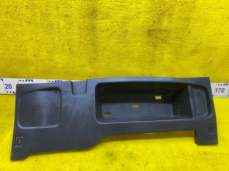 Ванночка в багажник Honda Vezel RU3 LEB 2014/Цвет NH731P задн.