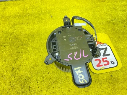 Фото для Мотор печки TOYOTA VOXY/NOAH/ESQUIRE/HARRIER/NX200/NX200T (б/у)