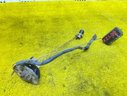Фото для Датчик уровня топлива TOYOTA LAND CRUISER PRADO KZJ78W/KZJ78G/KZJ71G/KZJ71W 1KZTE 1994/Цвет 26P задн. (б/у)