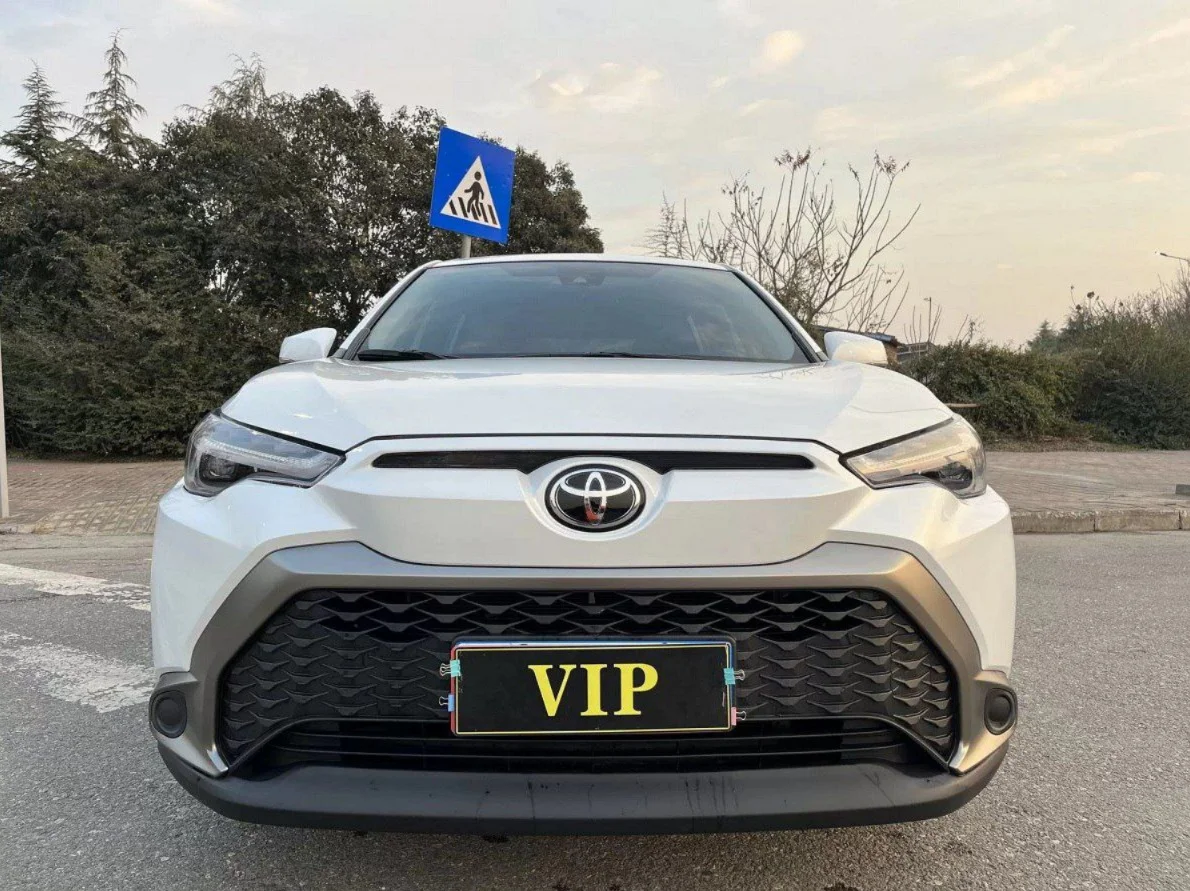 TOYOTA FRONTLANDER 2022 год