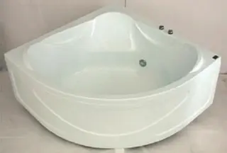 Ванна на металлическом каркасе 